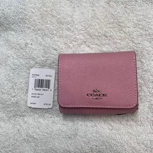 Coach BRAND NEW small wallet
